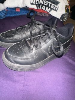Black  Nikes