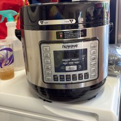 New Wave Pressure Cooker New! 