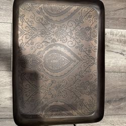 Serving tray