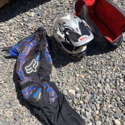 Bell Moto 8 Helmet, Helmet Bag, Fox Racing Pants