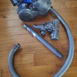 Dyson Vacuum Blue DC23 Bagless Canister Vacuum Cleaner