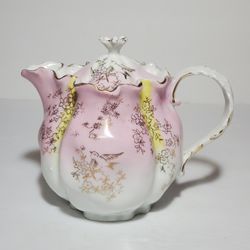 Antique Creamer with Lid Ruffled Top Pink