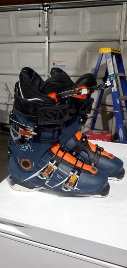 SALOMON QST PRO 120 SKI BOOTS 