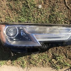 2017-2019 AUDI A4 S4 XENON HEADLIGHT RIGHT SIDE OEM