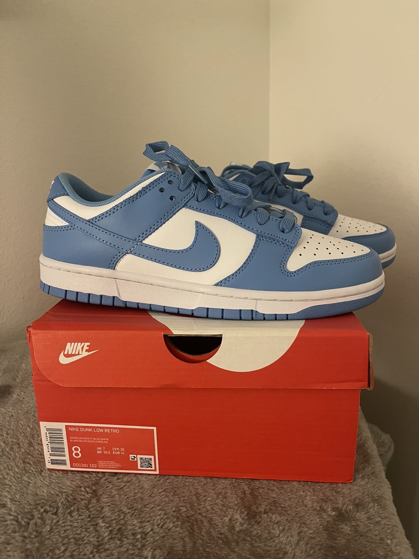 Brand New Nike Dunks "University Blue" Size 9.5 womens 8 mens