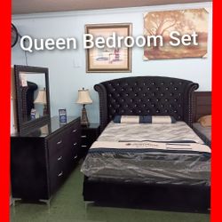 💥 Queen Bedroom Set 