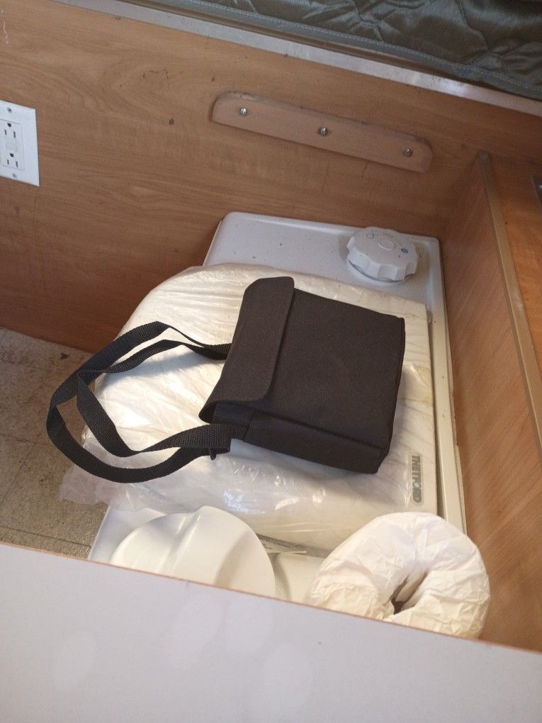 2001 Camper Trailer Great Interior