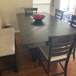 Dining Set