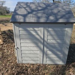 Suncast Outdoor Storage Shed