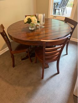 Pottery Barn Benchwright Round Pedestal Extendable Dining Table (48"-72")