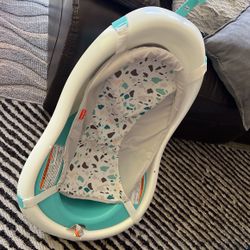Fisher Price Baby Bath Tub 