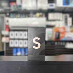 Samsung Galaxy S22 (unlocked)