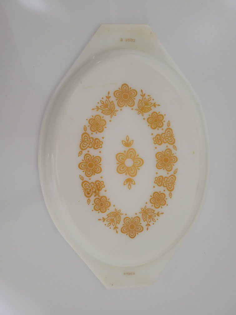 Vintage Pyrex 943-C6  Butterfly Gold Oval Casserole Replacement Lid Only