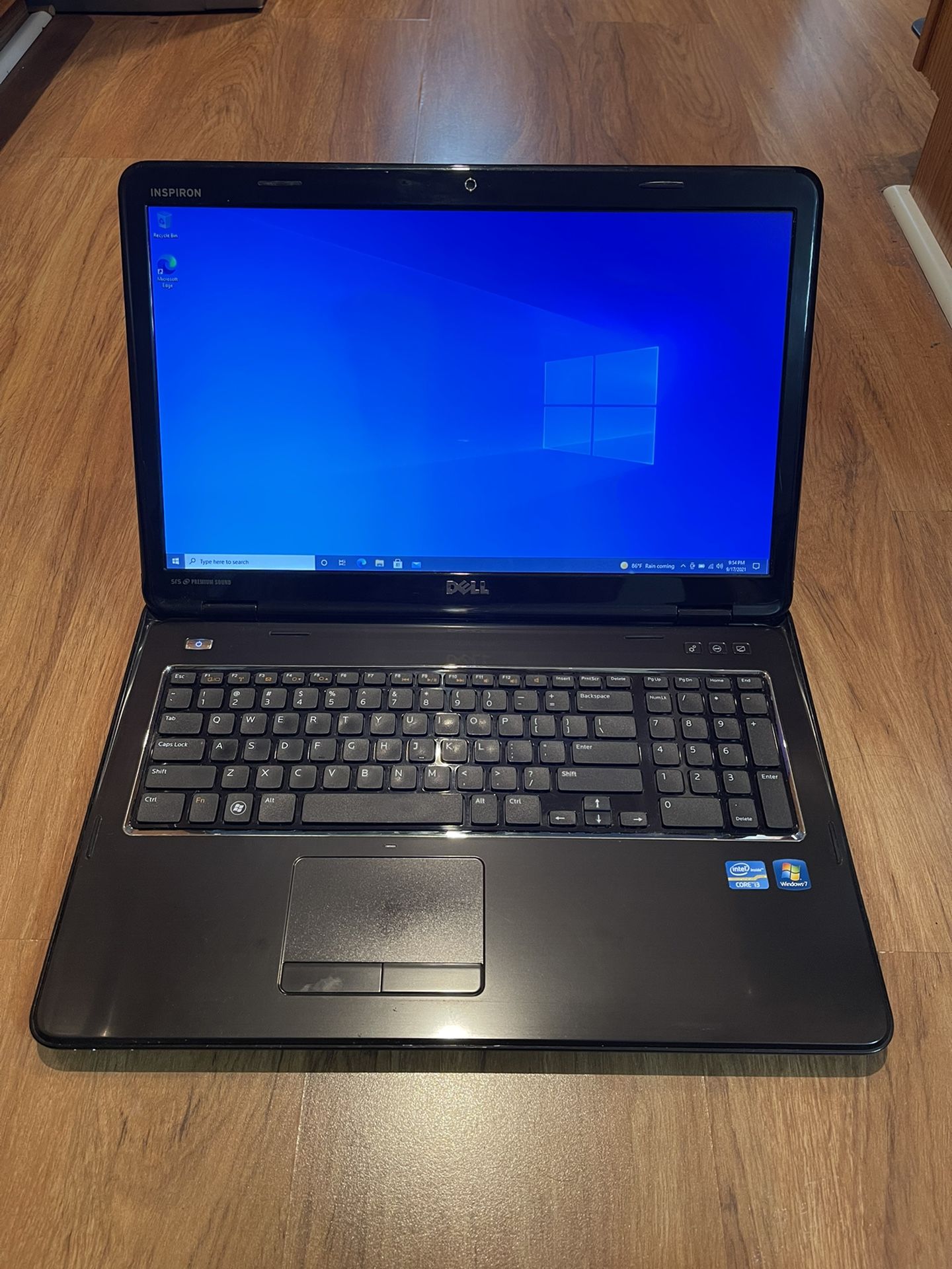 Dell Inspiron N7110 core i3 2nd gen 4GB Ram 320GB Hard Drive Windows 10 Pro 17.3 inch Screen  Laptop with HDMI output & charger in Excellent Working c