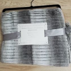 NEW Gray Stripe 50" x 60" Luxury Faux Fur Throw