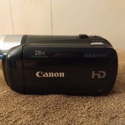 Canon Vixia HF R21 32GB HD Camcorder 