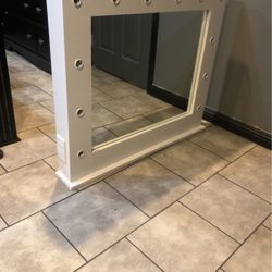 Vanity Mirror