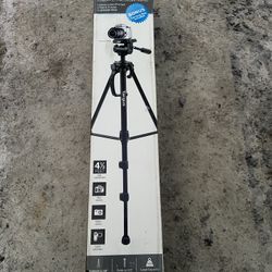 Targus Camera Tripod 58 Inch With Bag