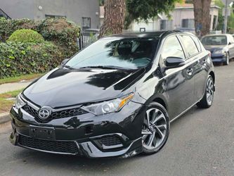 Scion iM Black Hatchback