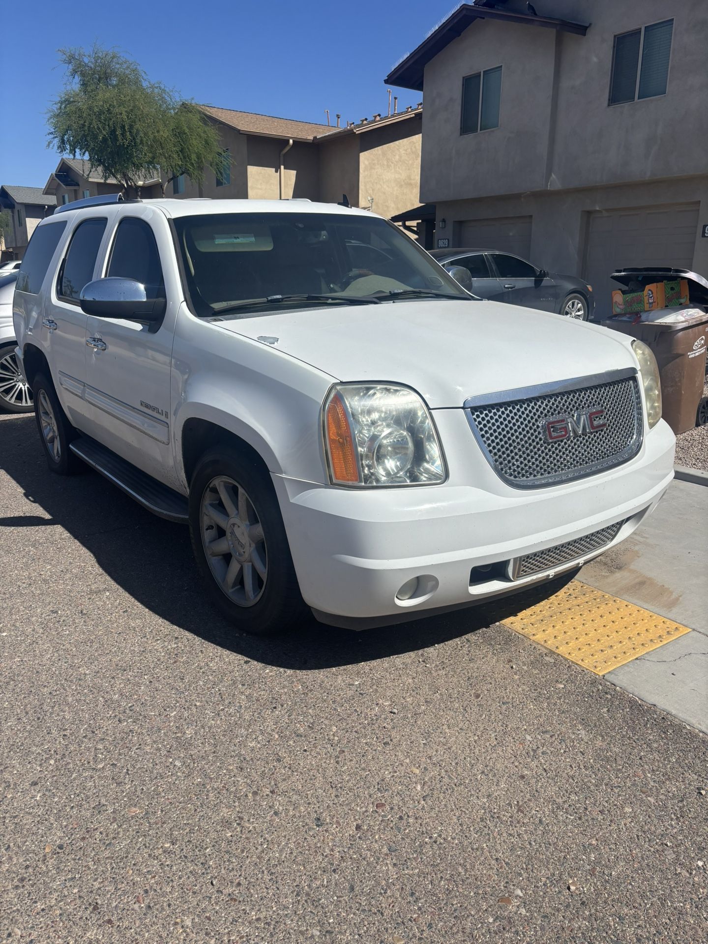2007 GMC Denali.