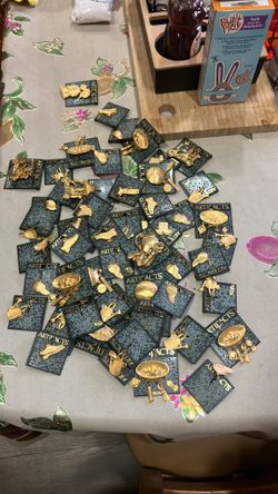 Vintage gold-tone jewelry charms