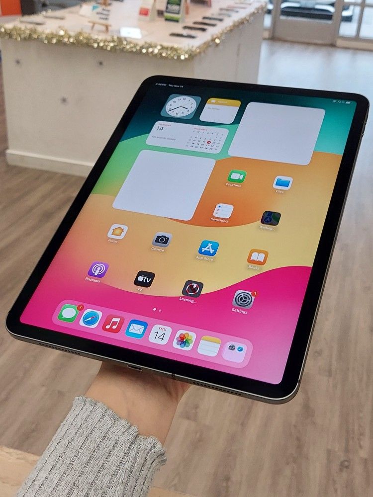 Apple IPad Pro 11in 2nd Gen LTE + Wifi - Buy it in full or $1 Down Today Only
