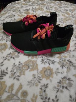 Adidas NMD_R1 "Shock Pink" Core Black Shock Pink FX4459 Women's 9