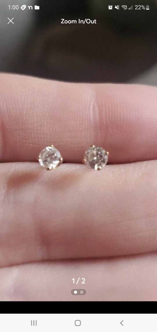Gold Diamond Stud Earrings