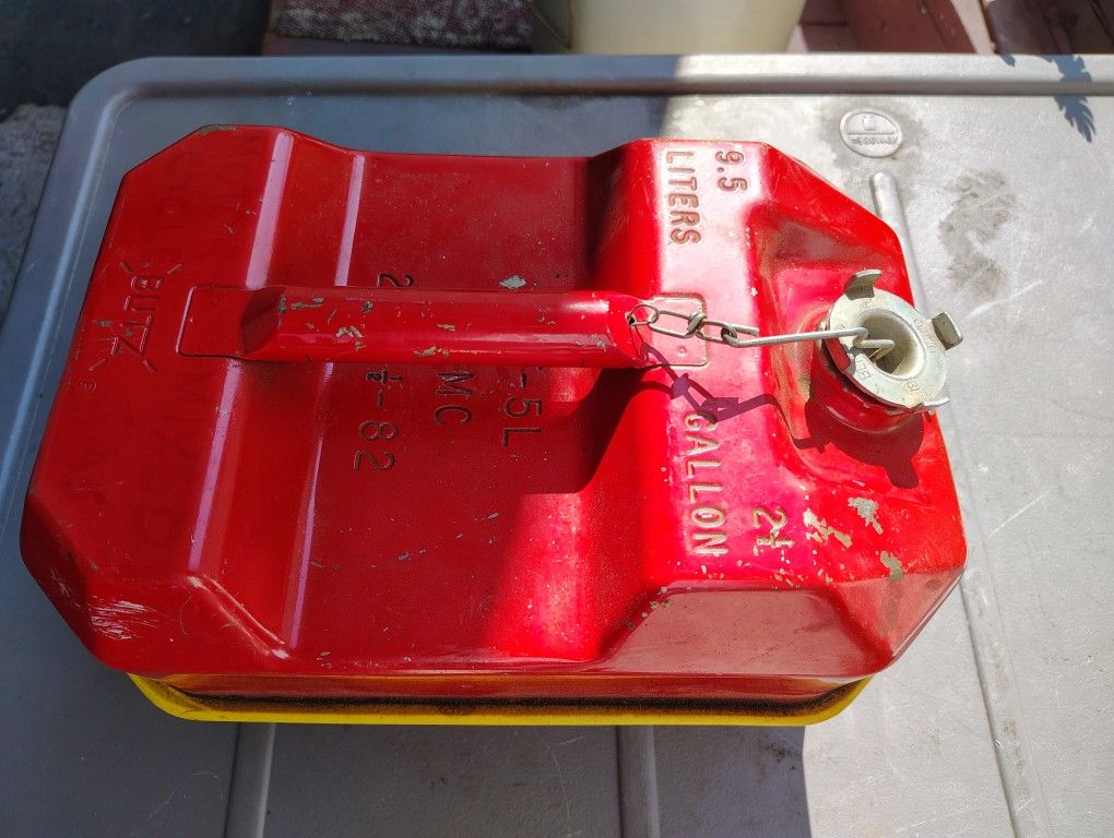 Blitz Gas Can