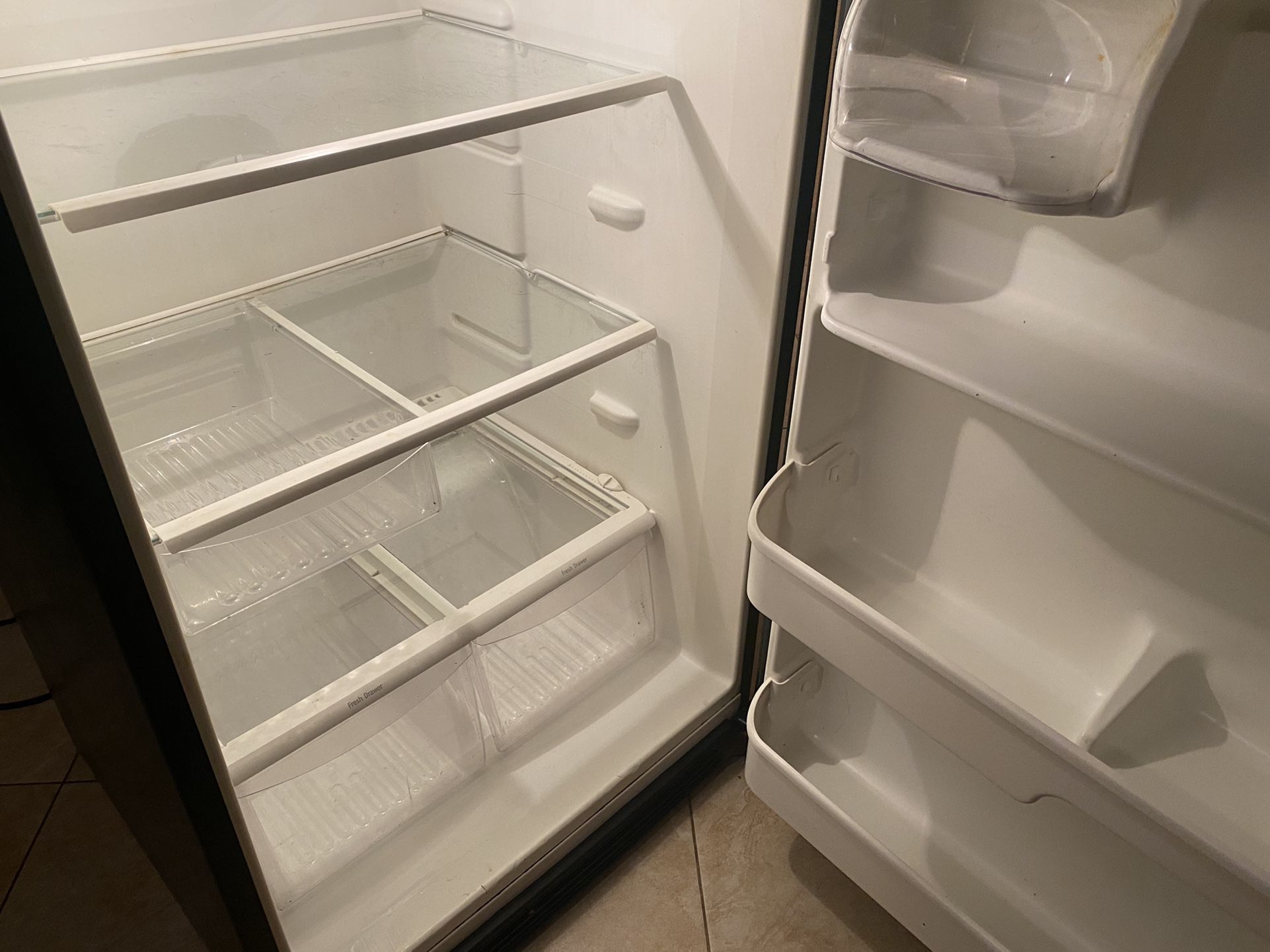 Refrigerator