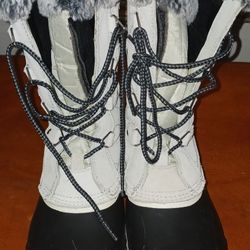 Snow Boots Women Size 6