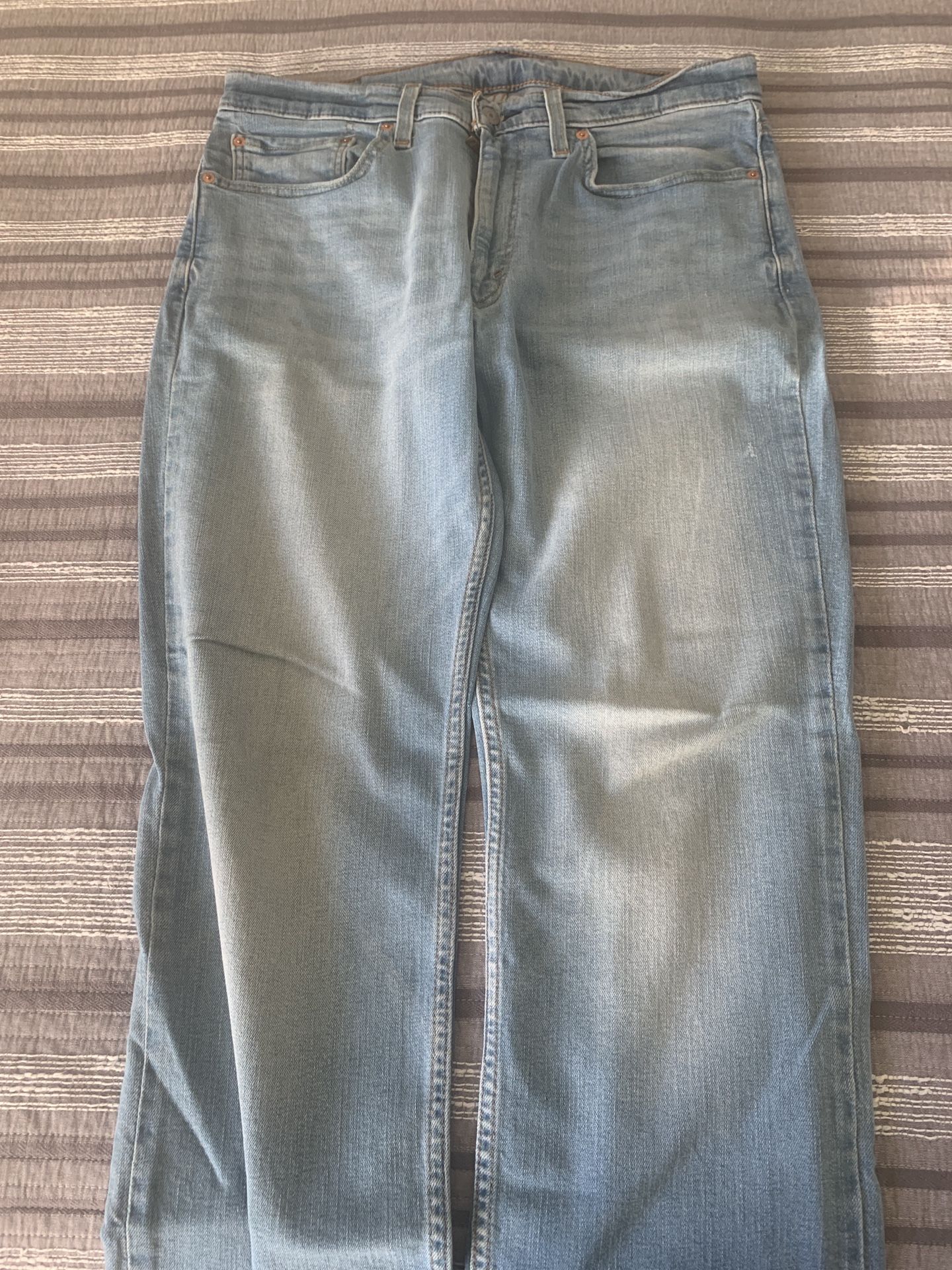 Light Blue washed Levi Jeans size 34