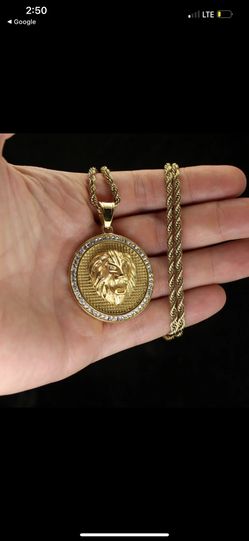 Roaring Lion CZ Pendant Stainless Steel Gold Plated