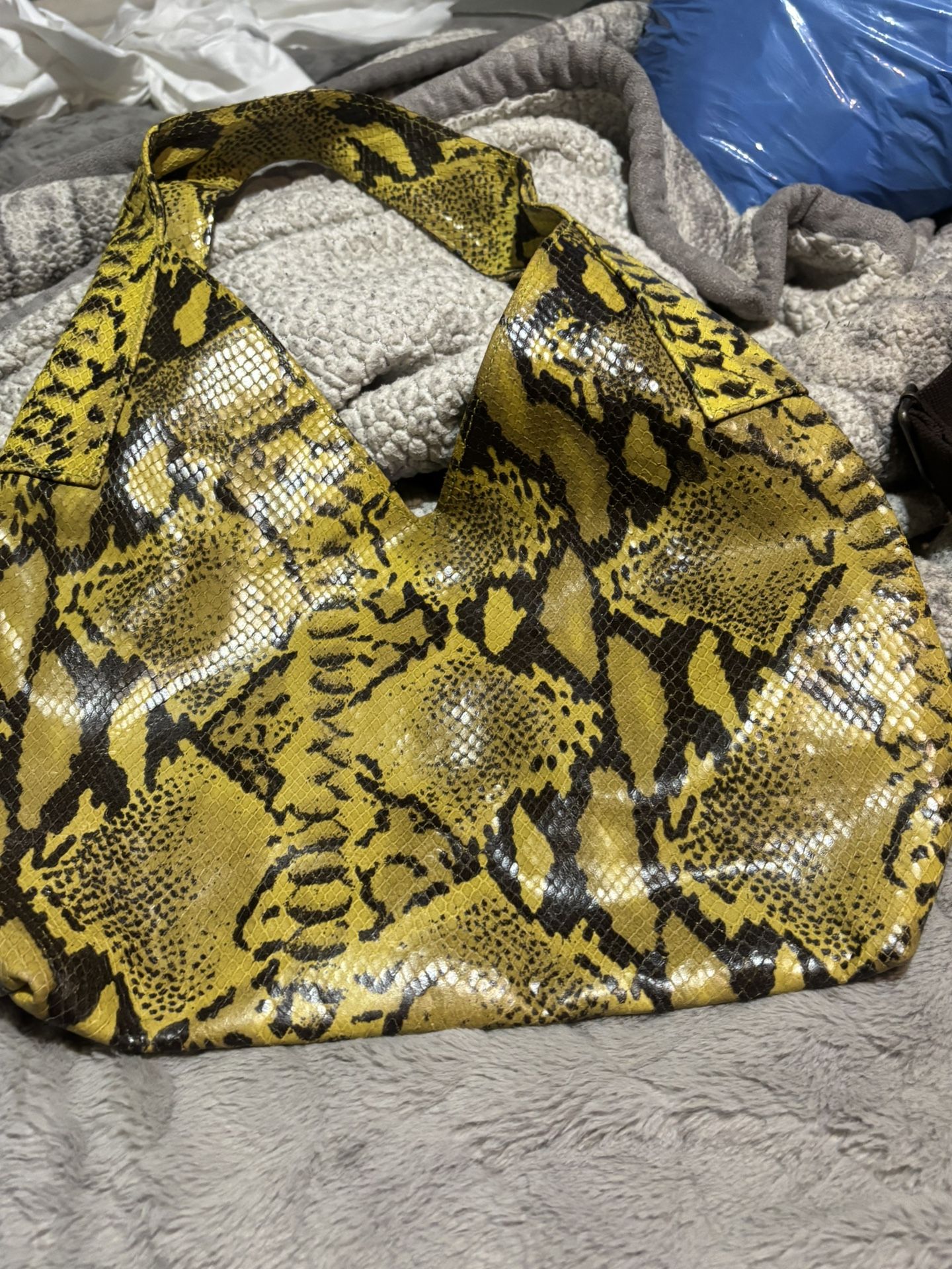 Yellow Python Saks Fifth Avenue Italy Ladies Purse
