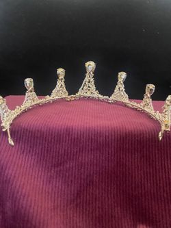 Tiara / Crown / Crystal Tiara / Wedding Tiara / Headband / Headpiece 