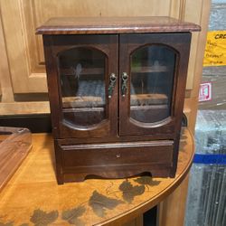 Wind-up Musical Jewelry Box 