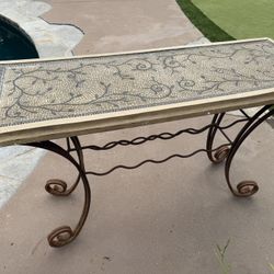 Table & Wine Rack