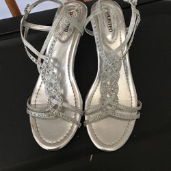 KennethCole Unlisted Production Size 8