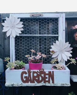 PLANTER BOX