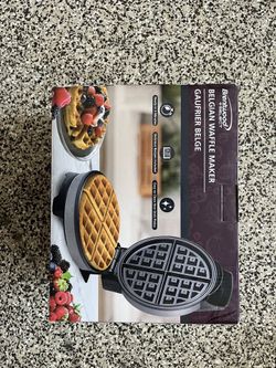 Brentwood Select Belgian Waffle Maker, Stainless Steel, New in Box