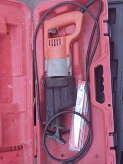 Milwaukee 12 Amp Sawzall Reciprocating Saw Kit (Model 6519-31)  4 sale $120 obo