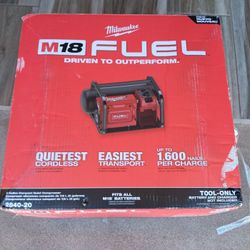 AIR COMPRESSOR MILWAUKEE TOOL ONLY