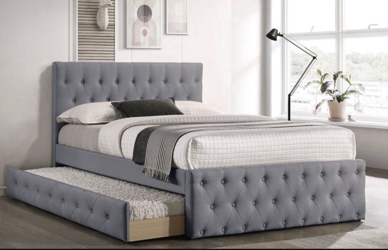 New In Box FULL BED W/TRUNDLE-LIGHT GREY BURLAP And 2 Mattresses.
