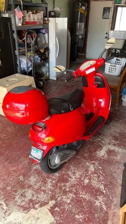 Vespa Piaggio ET4 150