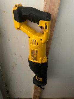Dewalt 20V Sawzall