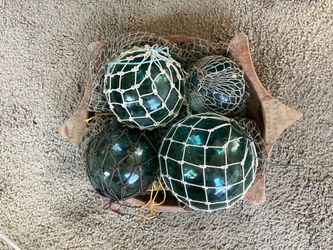 Japanese glass fishnet floats