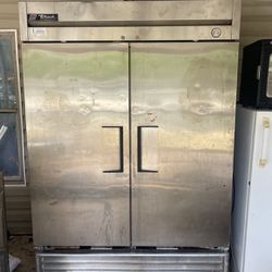 Big Refrigerator Model Troue