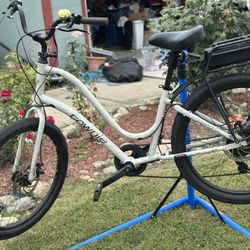 Electric Townie Electra 