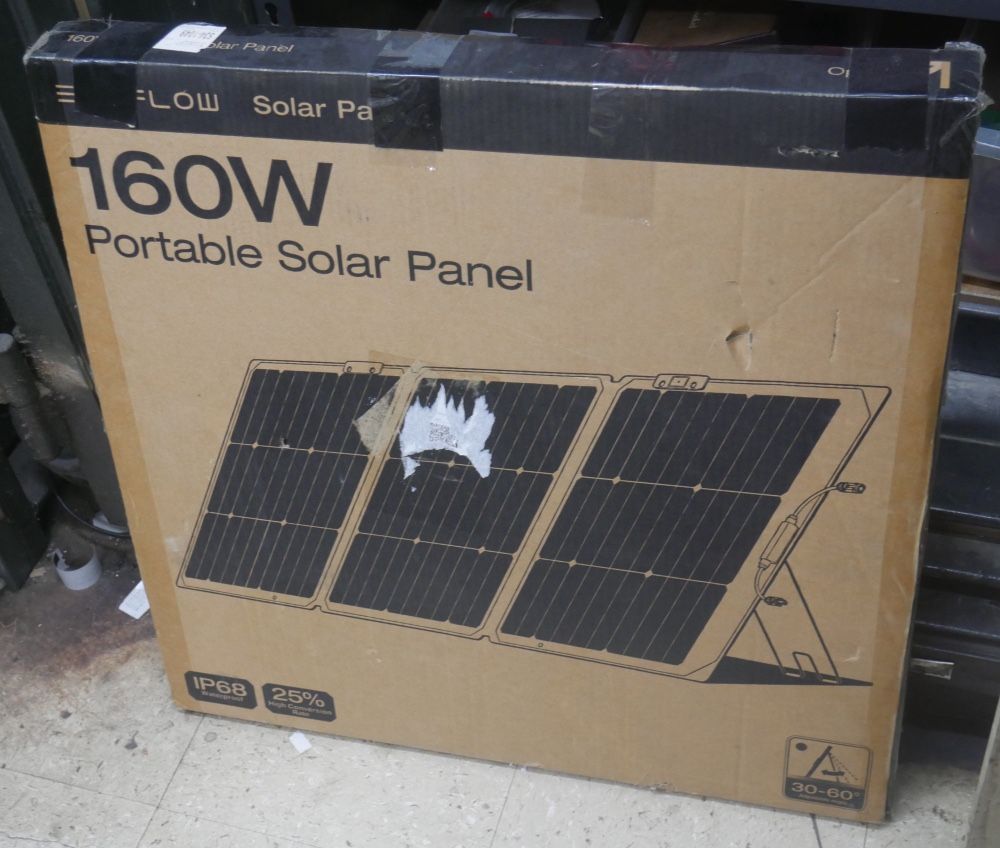EcoFlow 160W Portable Solar Panel for Power Station IP68 25% Conversion Rate. new. open box. 