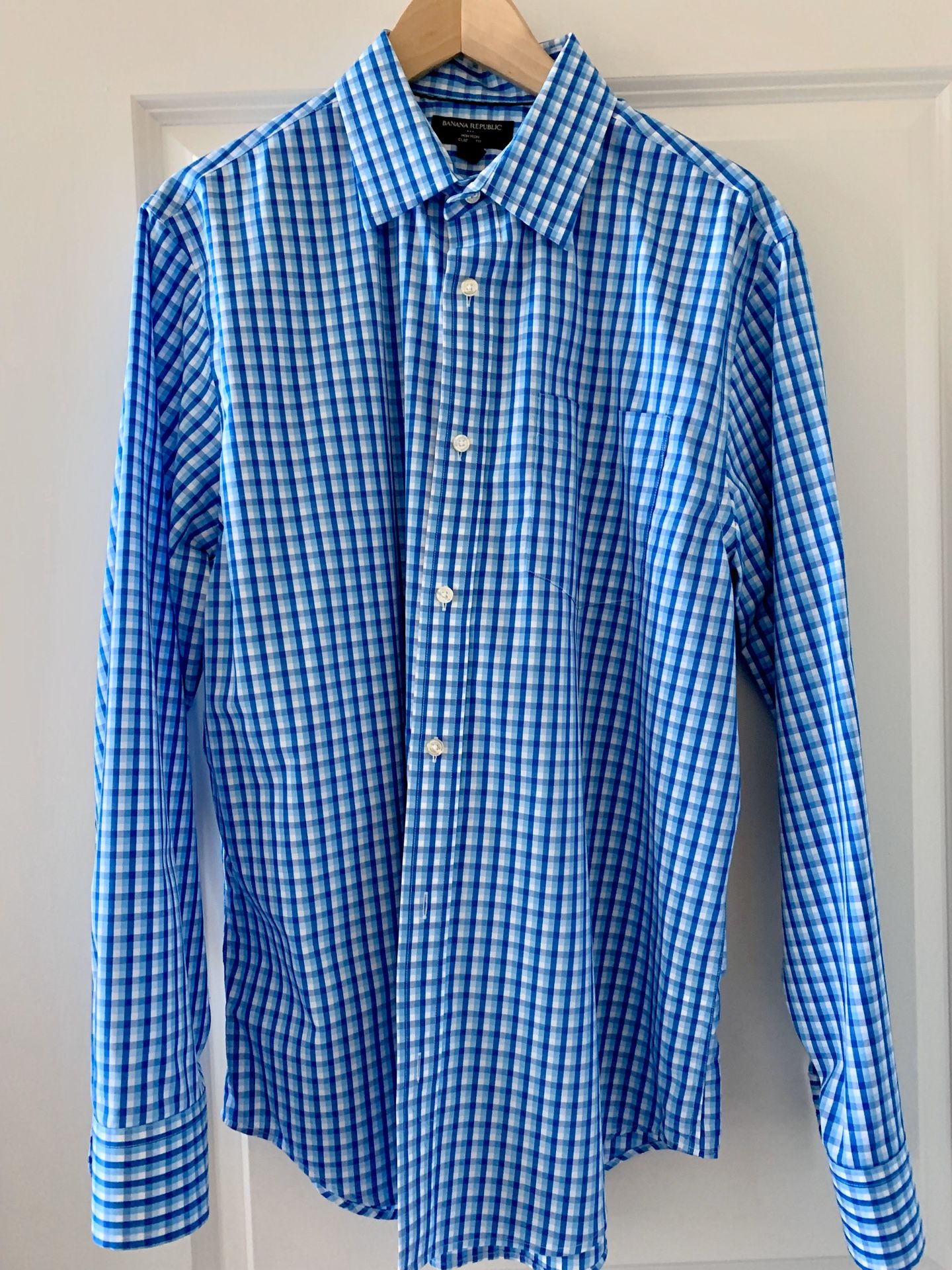 Banana Republic Factory Men’s Large Blue Check Dress shirt